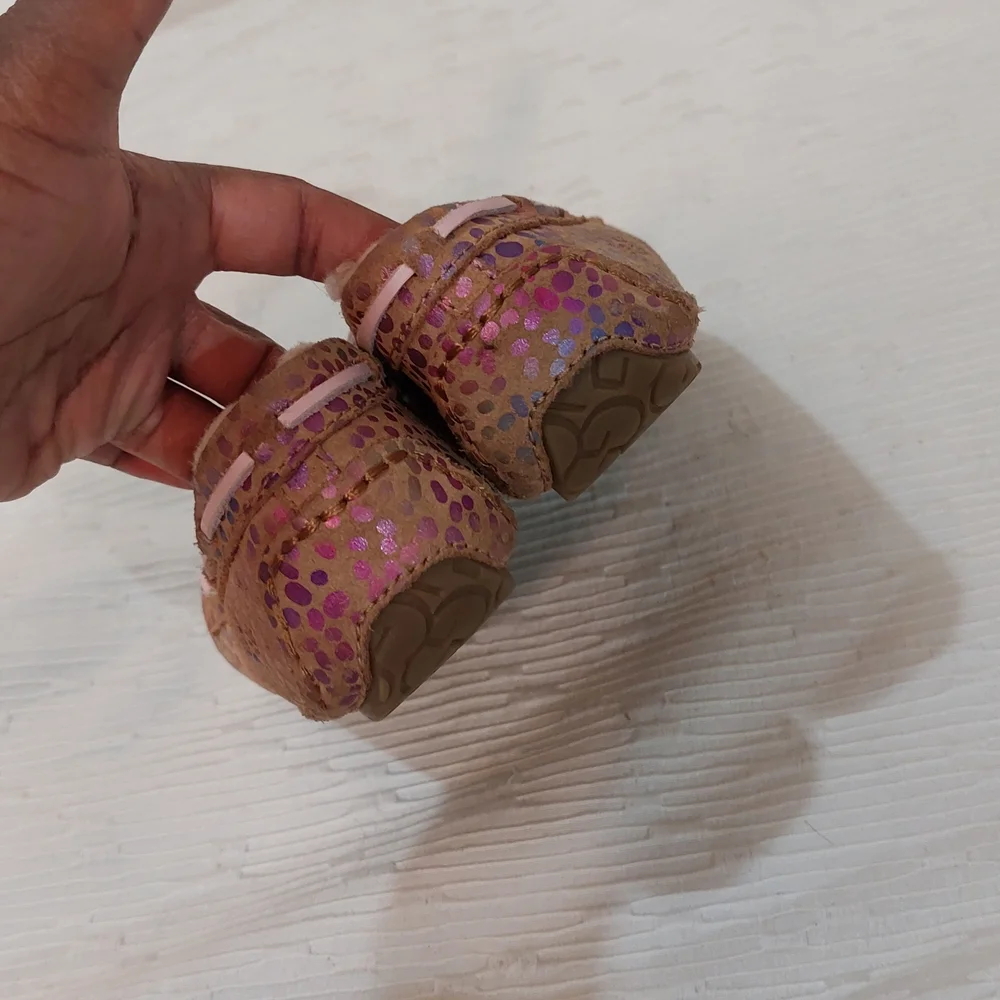 UGG Pink Dakota Polka Dot Moccasin Slippers Size 13